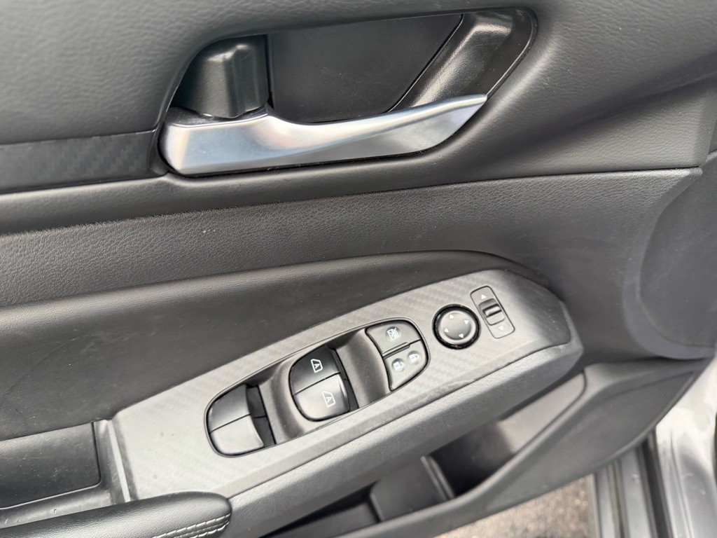 2025 Nissan Altima Image 27