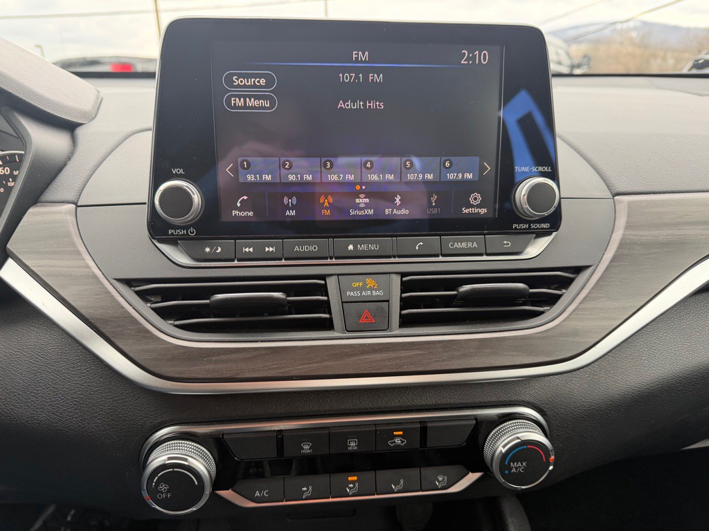 2025 Nissan Altima Image 34