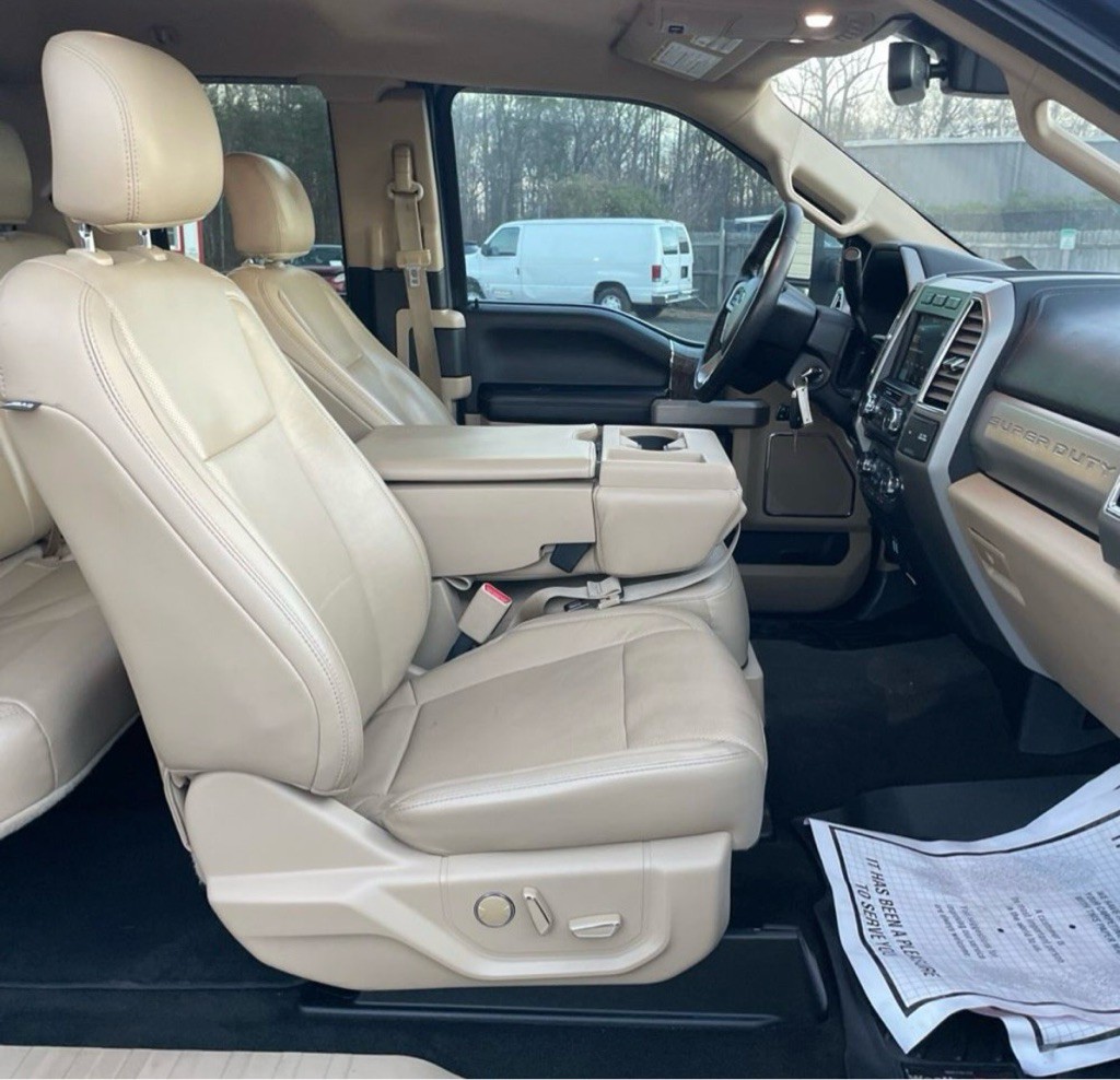 2017 Ford F-350 Image 6