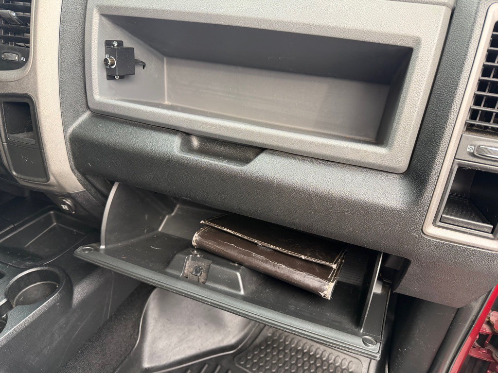 2015 RAM 2500 Image 32