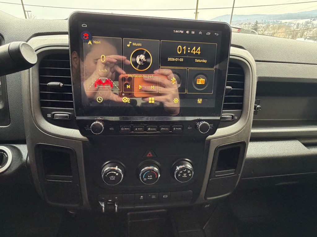 2015 RAM 2500 Image 35