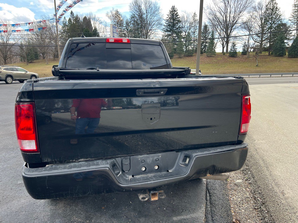 2015 RAM 1500 Image 6