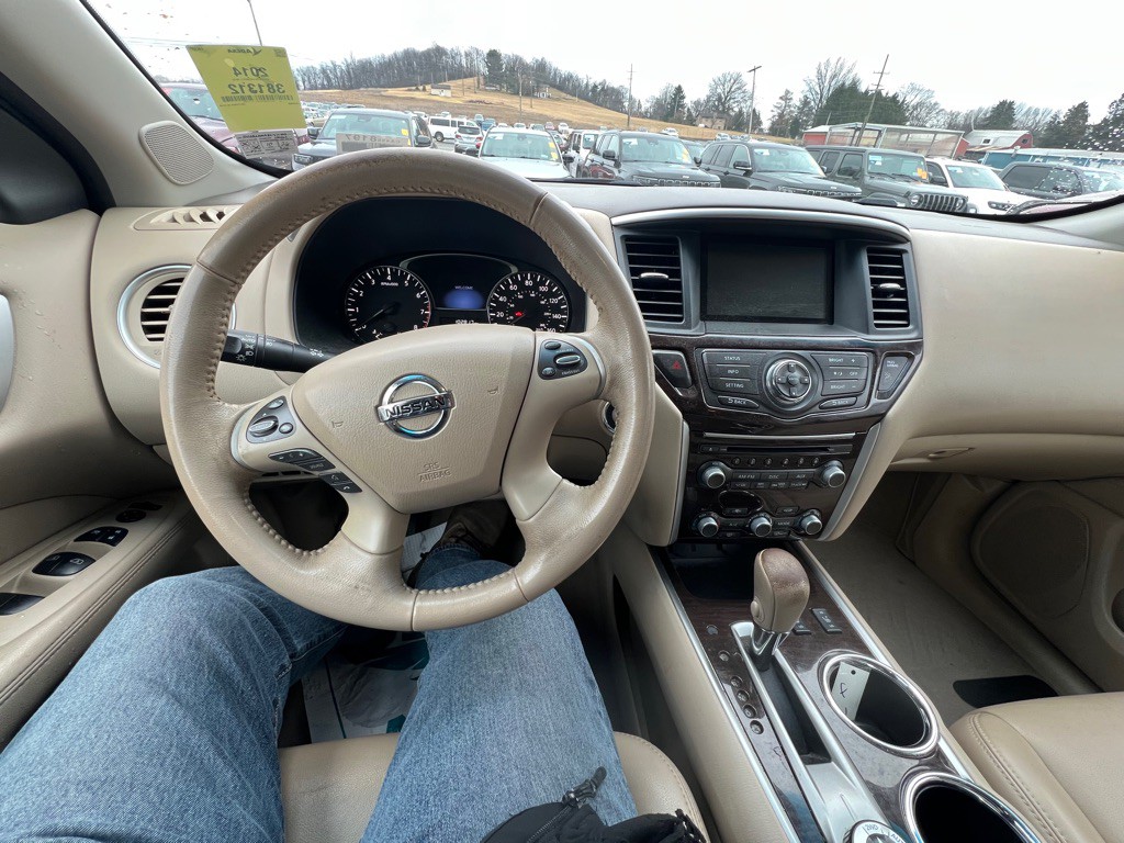 2014 Nissan Pathfinder Image 7