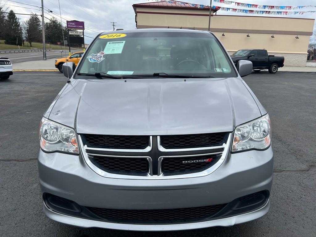 2016 Dodge Grand Caravan Image 3
