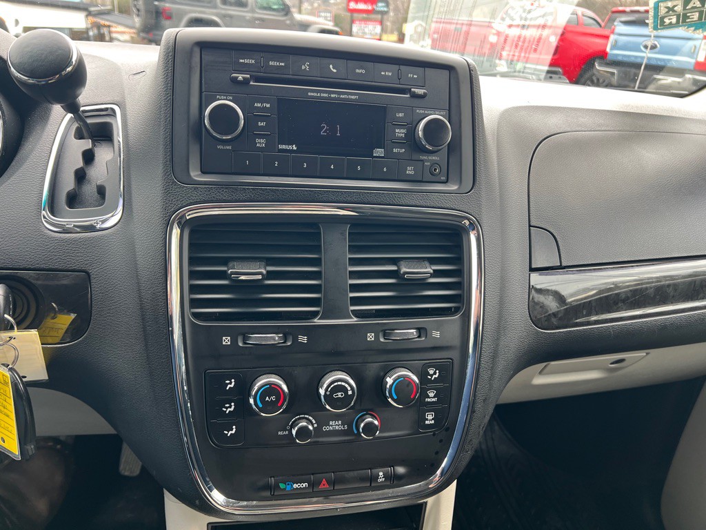 2016 Dodge Grand Caravan Image 29