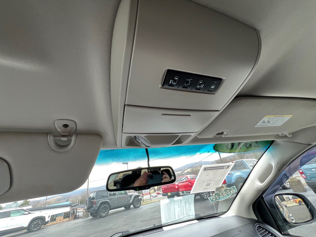 2016 Dodge Grand Caravan Image 30