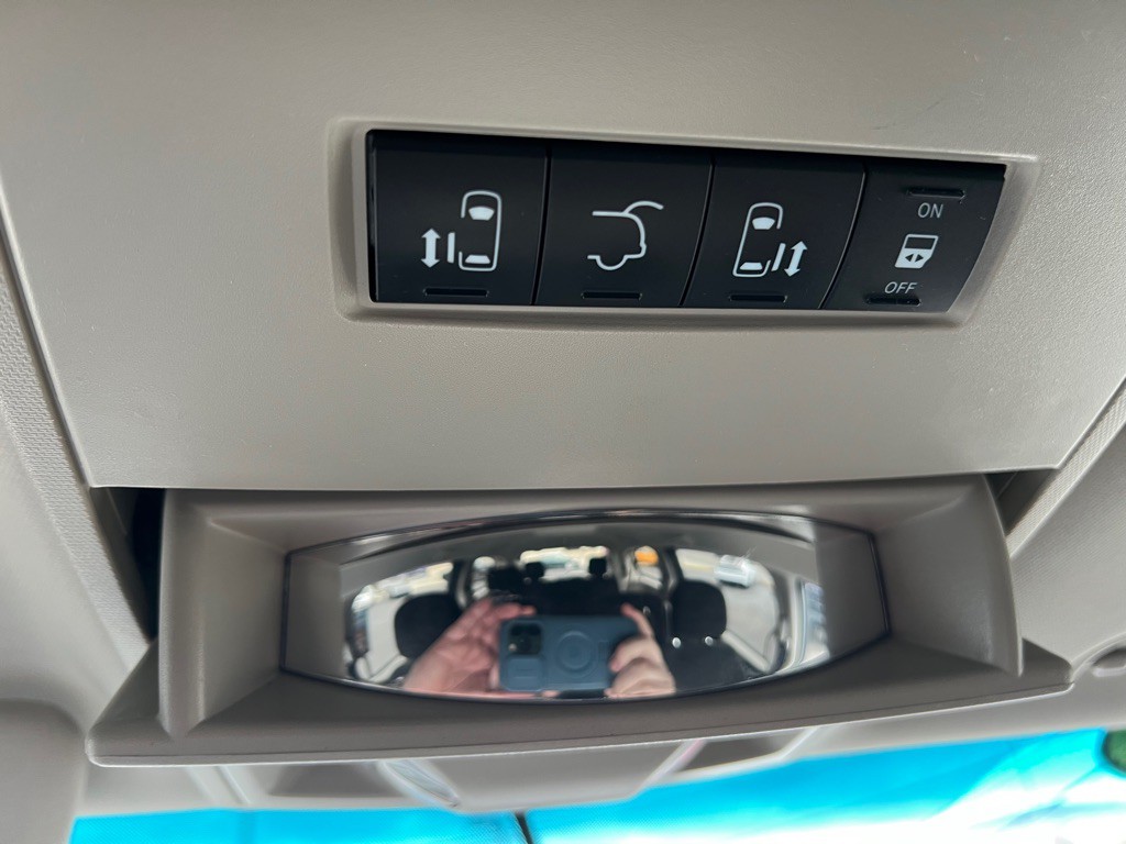 2016 Dodge Grand Caravan Image 31