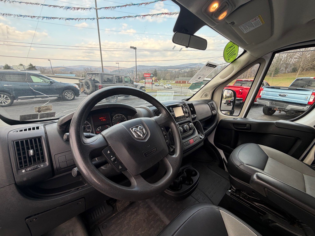 2018 RAM Promaster Image 9