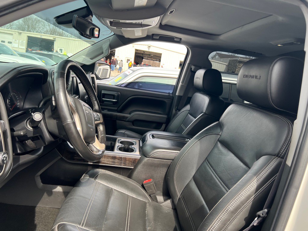 2015 GMC Sierra Image 8