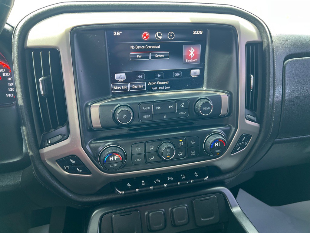 2015 GMC Sierra Image 10