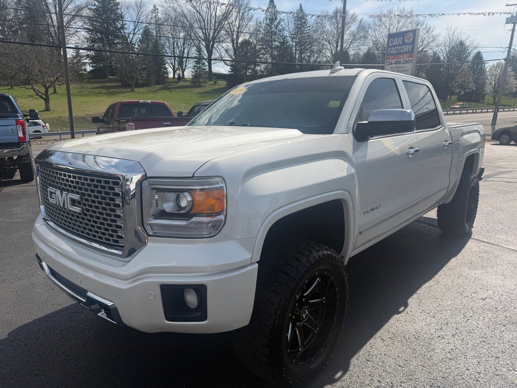 2015 GMC Sierra Image 1