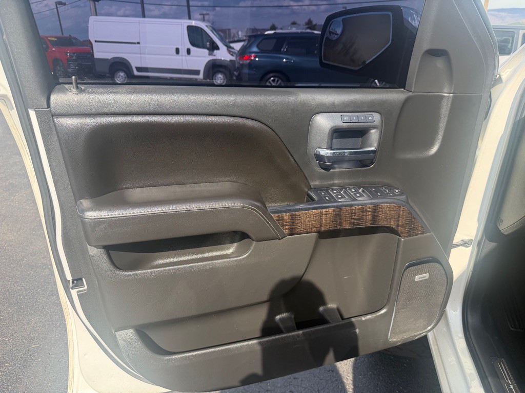 2015 GMC Sierra Image 14