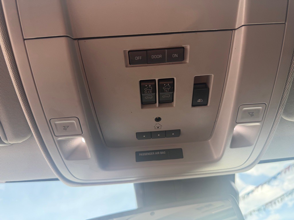 2015 GMC Sierra Image 42
