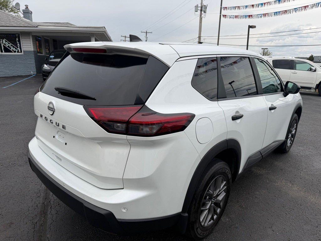 2024 Nissan Rogue Image 5