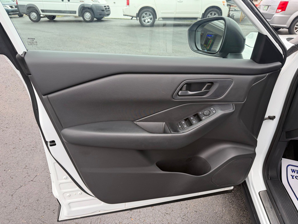 2024 Nissan Rogue Image 12