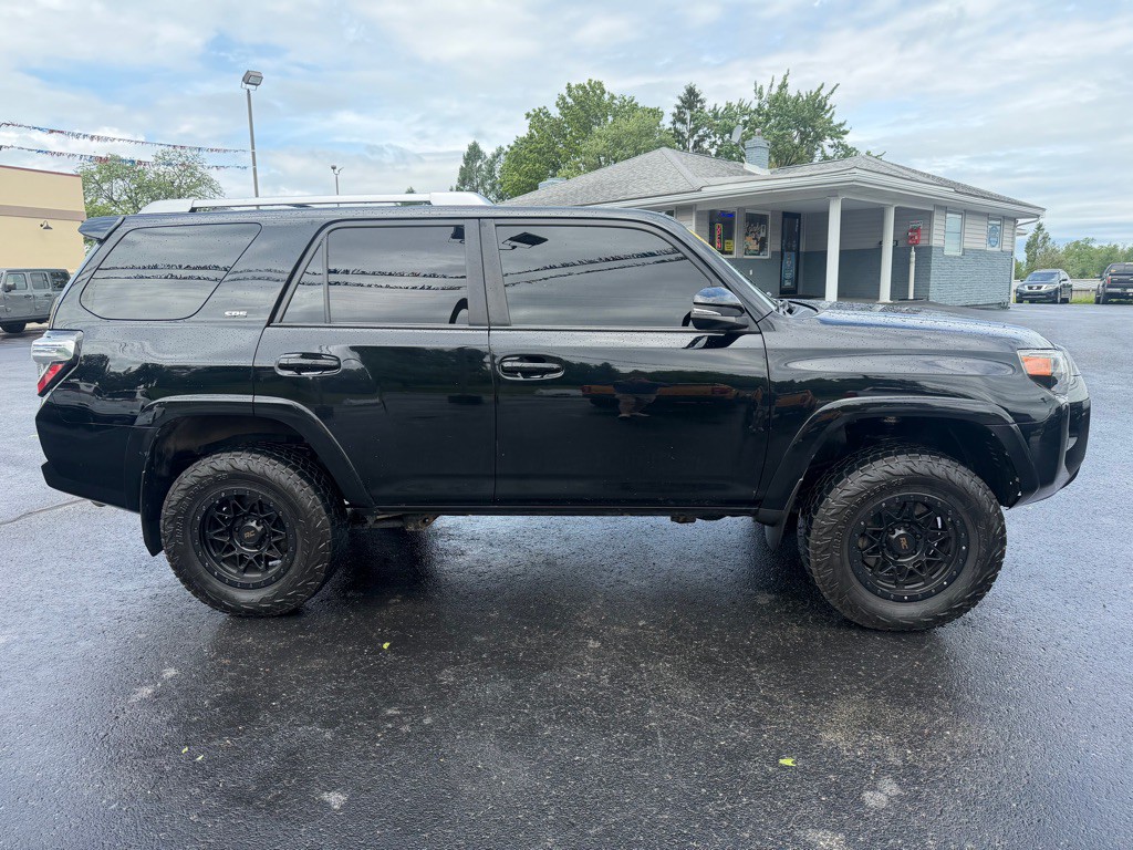 2018 Toyota 4Runner Image 4