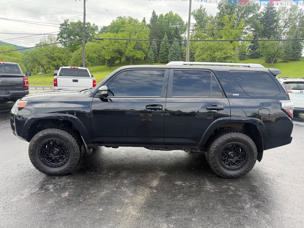 2018 Toyota 4Runner Image 8