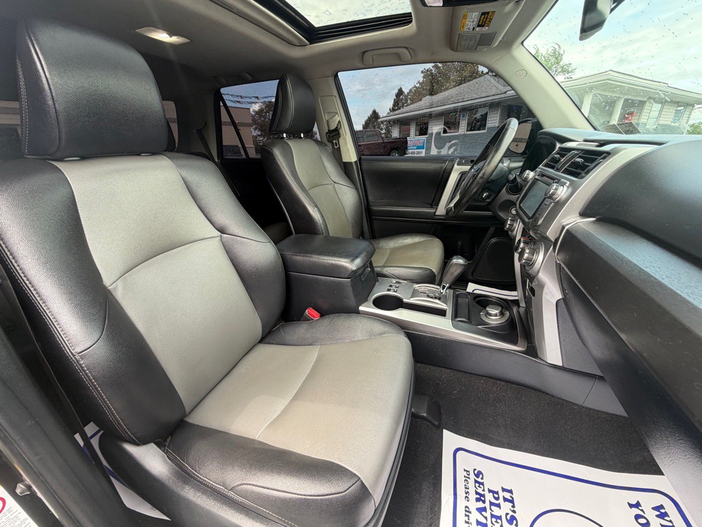 2018 Toyota 4Runner Image 21