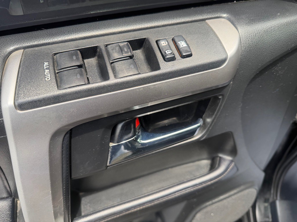 2018 Toyota 4Runner Image 25