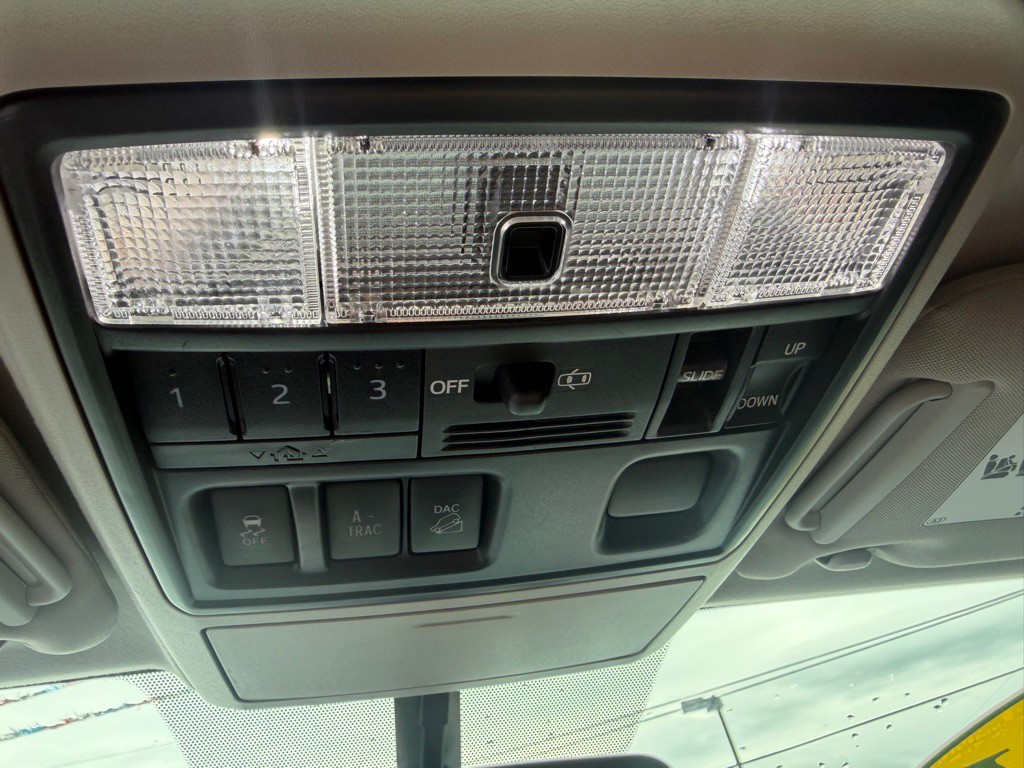 2018 Toyota 4Runner Image 34