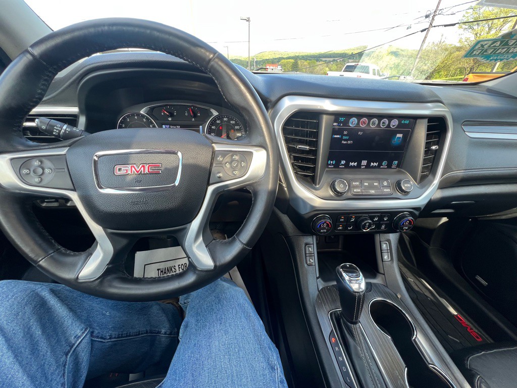 2018 GMC Acadia Image 13