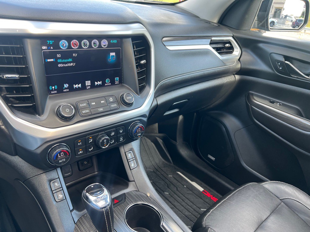 2018 GMC Acadia Image 24