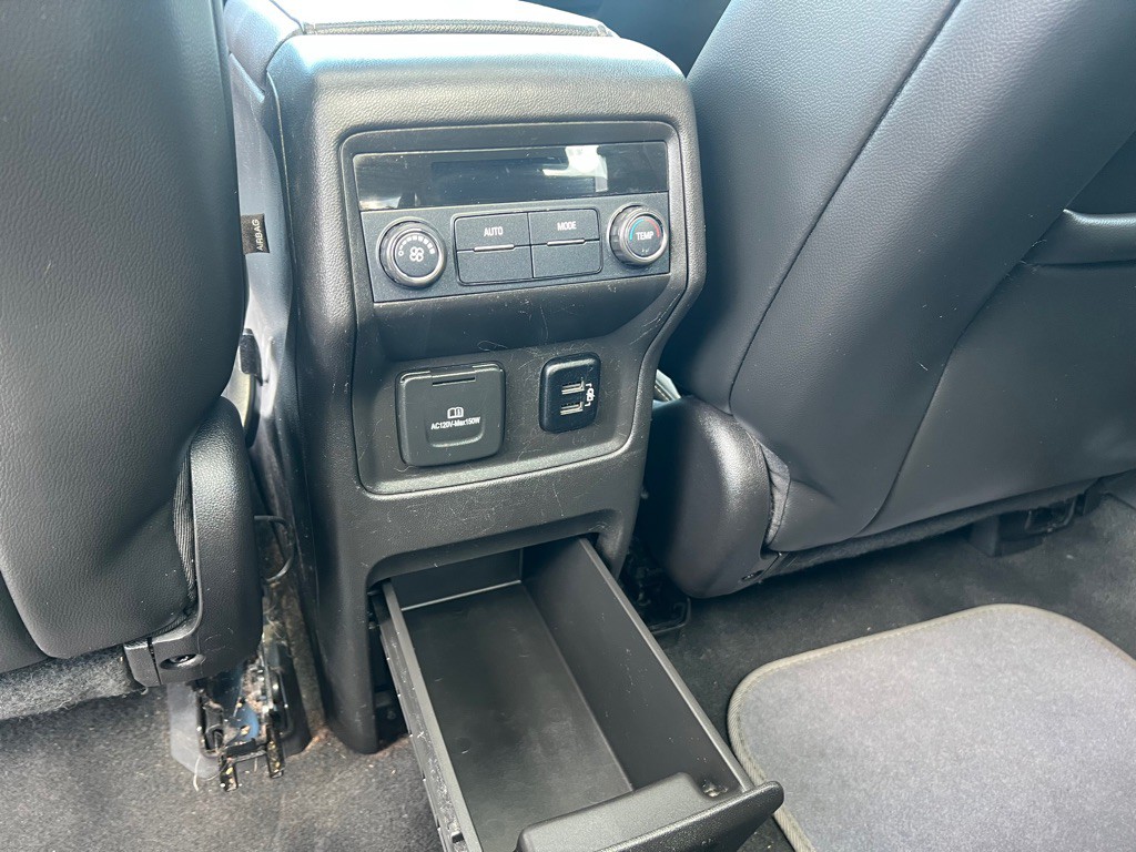 2018 GMC Acadia Image 27