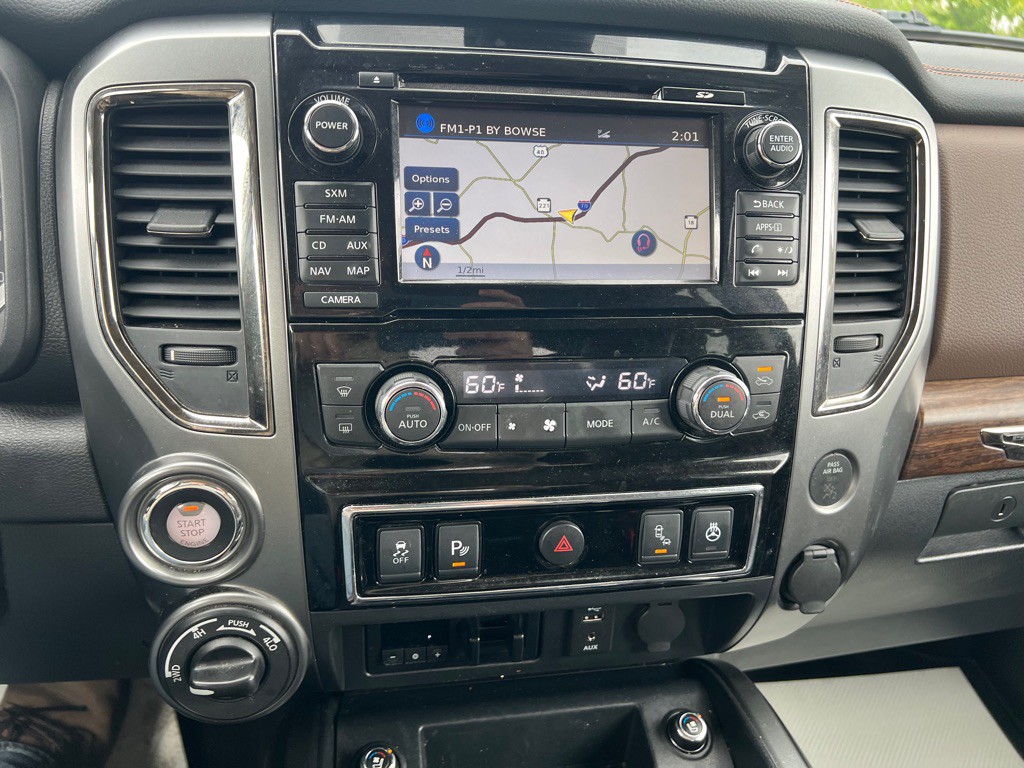 2017 Nissan Titan Image 13