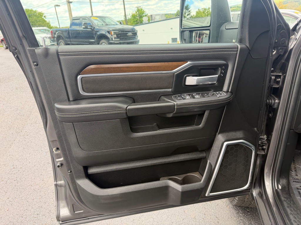 2024 RAM 2500 Image 16