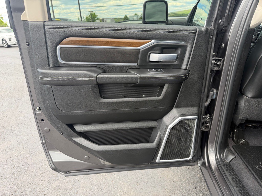 2024 RAM 2500 Image 23