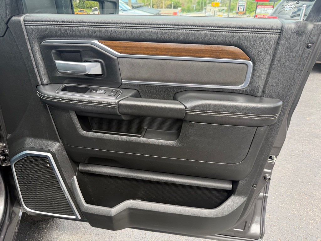 2024 RAM 2500 Image 36