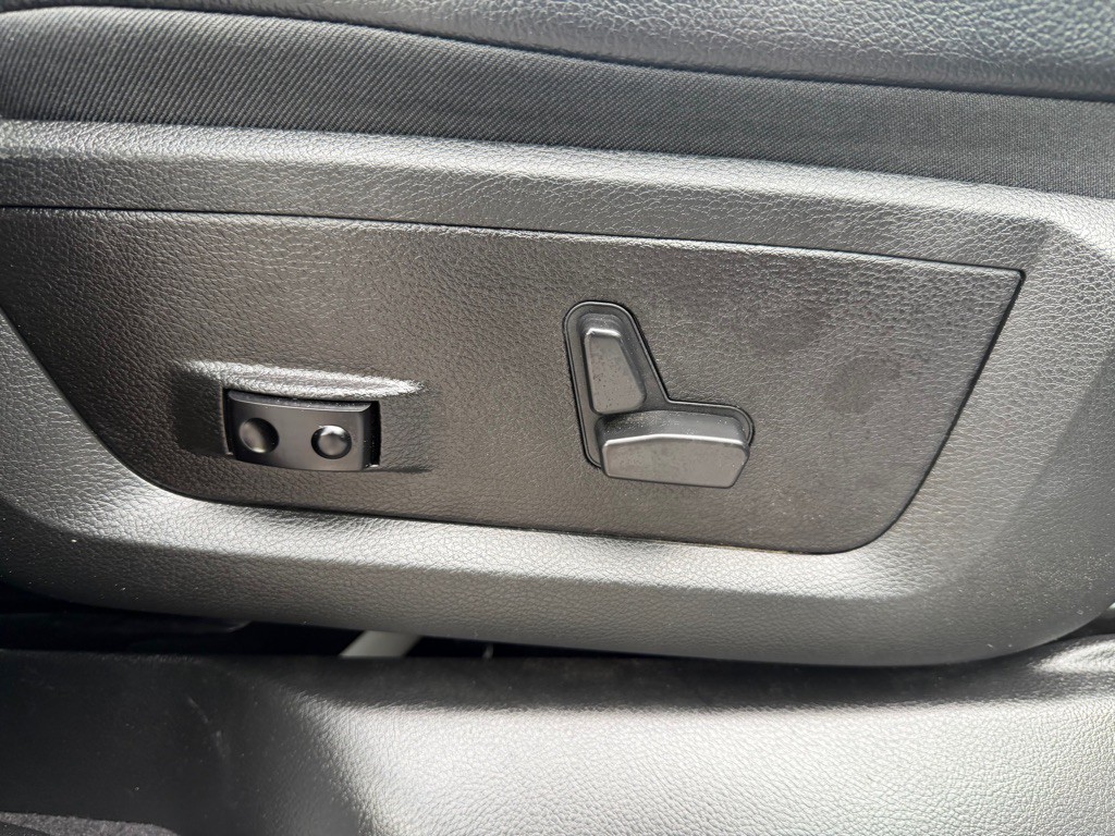 2024 RAM 2500 Image 37