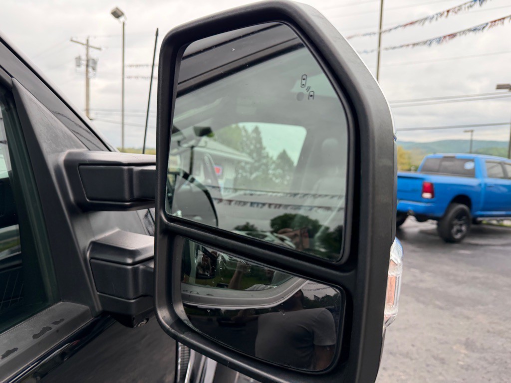 2018 Ford F-350 Image 15