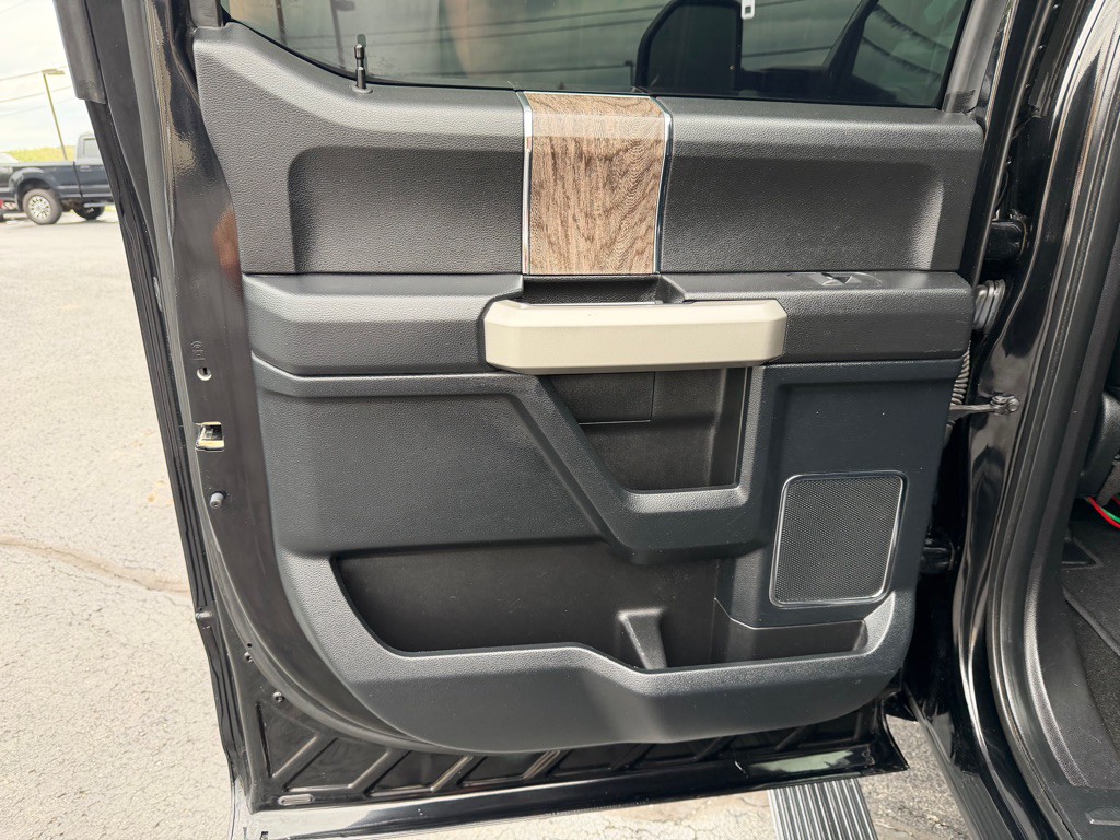 2018 Ford F-350 Image 26