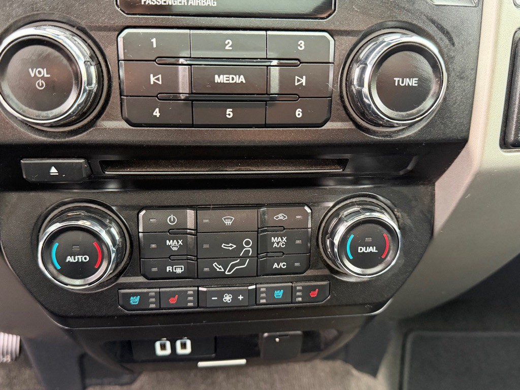 2018 Ford F-350 Image 50