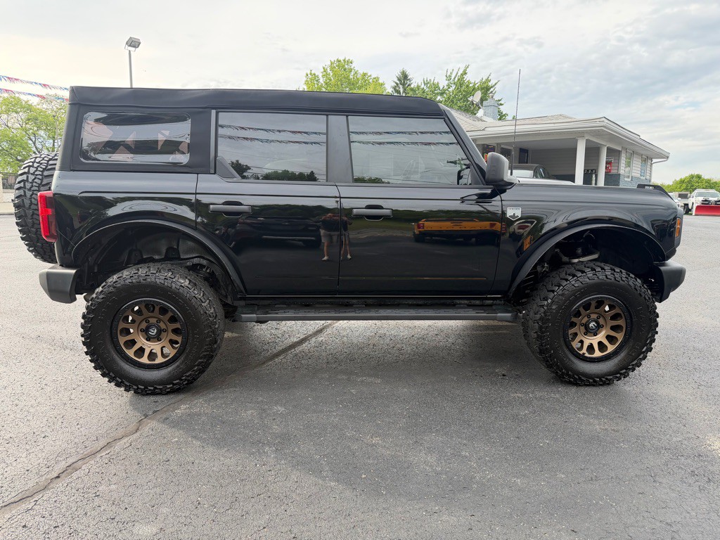 2024 Ford Bronco Image 4