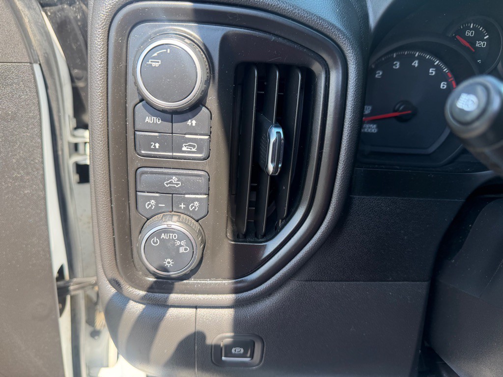 2022 Chevrolet Silverado 1500 Image 27