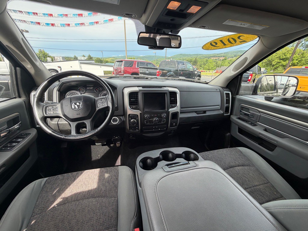 2019 RAM 1500 Image 17