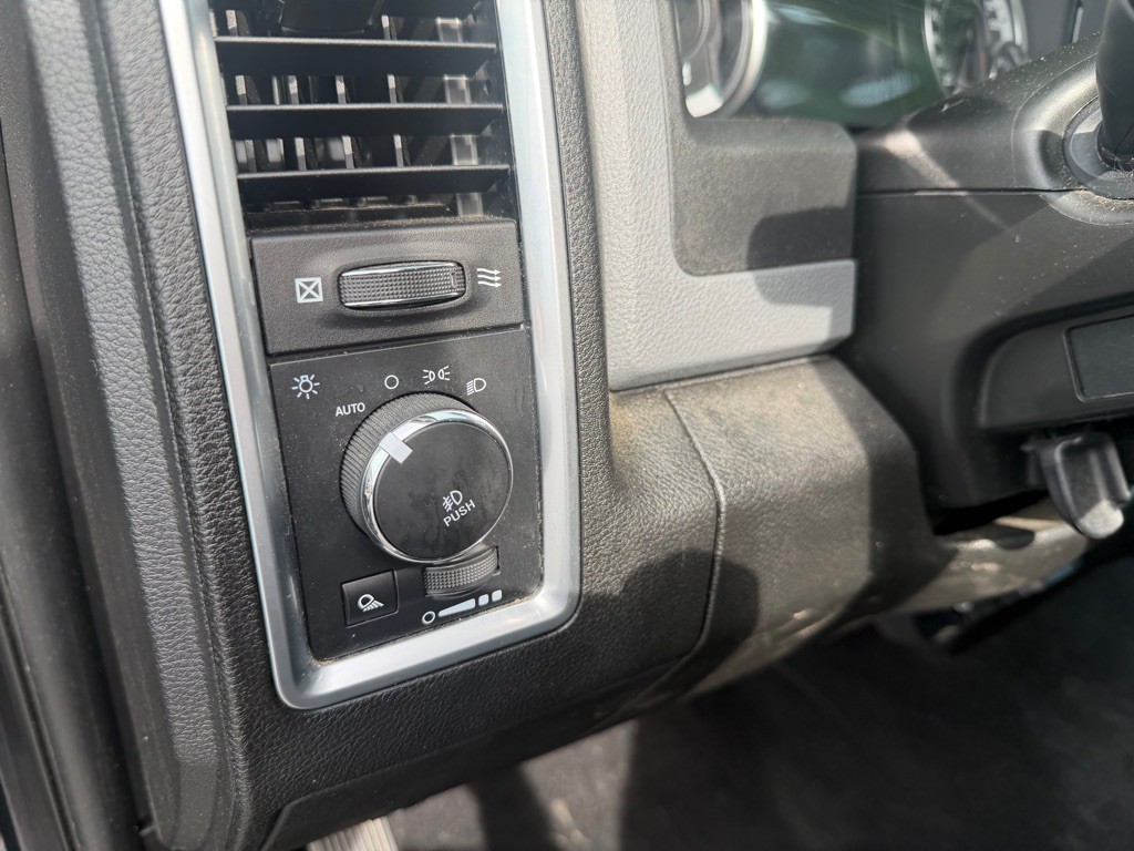 2019 RAM 1500 Image 32