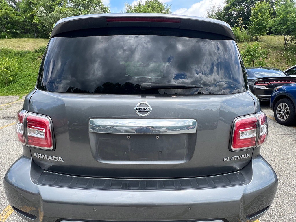 2017 Nissan Armada Image 6