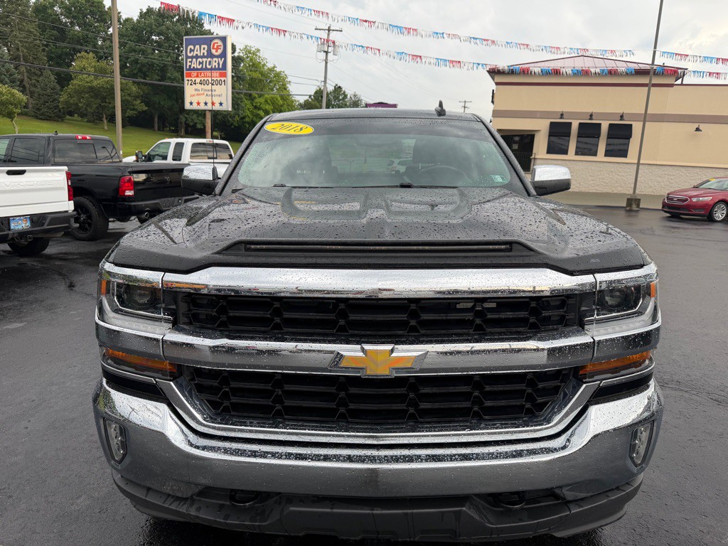 2018 Chevrolet Silverado 1500 Image 2