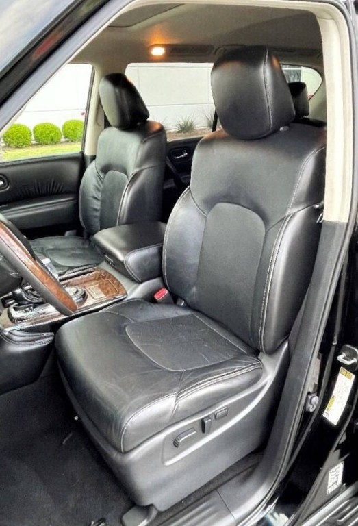 2016 INFINITI QX80 Image 7