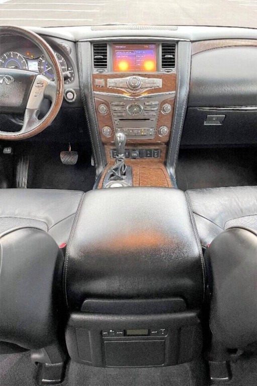 2016 INFINITI QX80 Image 14