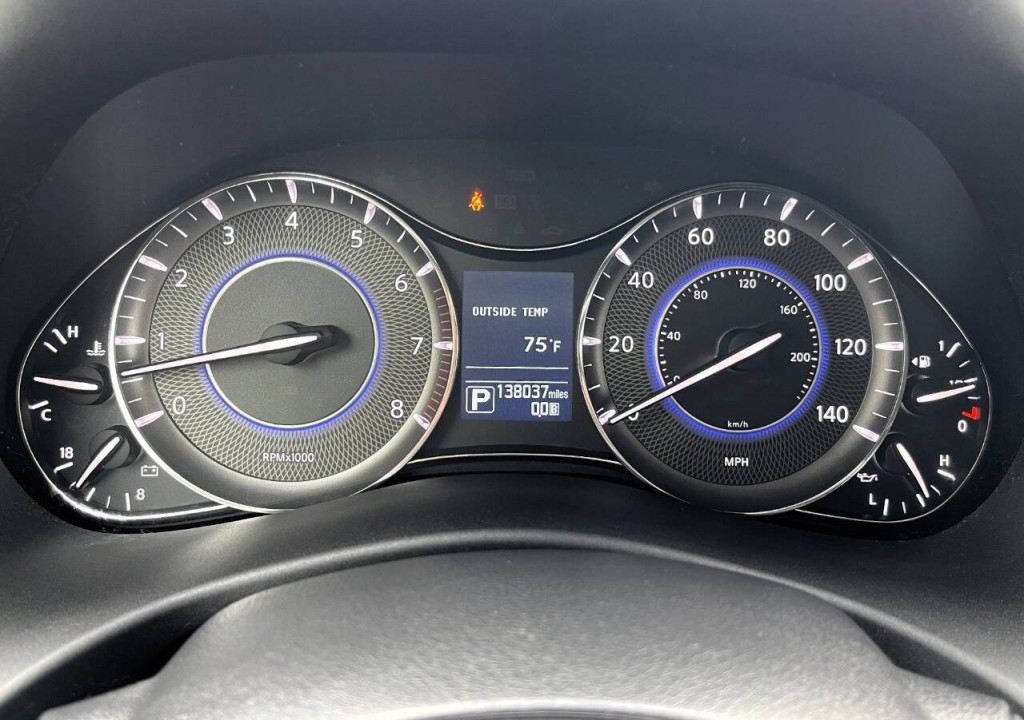 2016 INFINITI QX80 Image 21