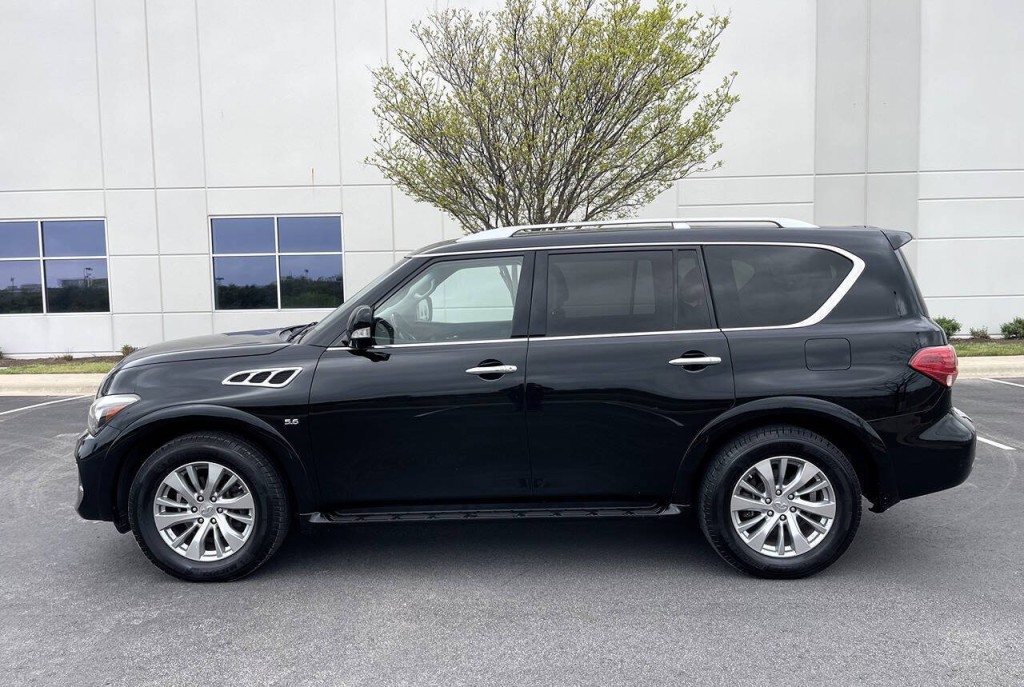2016 INFINITI QX80 Image 5