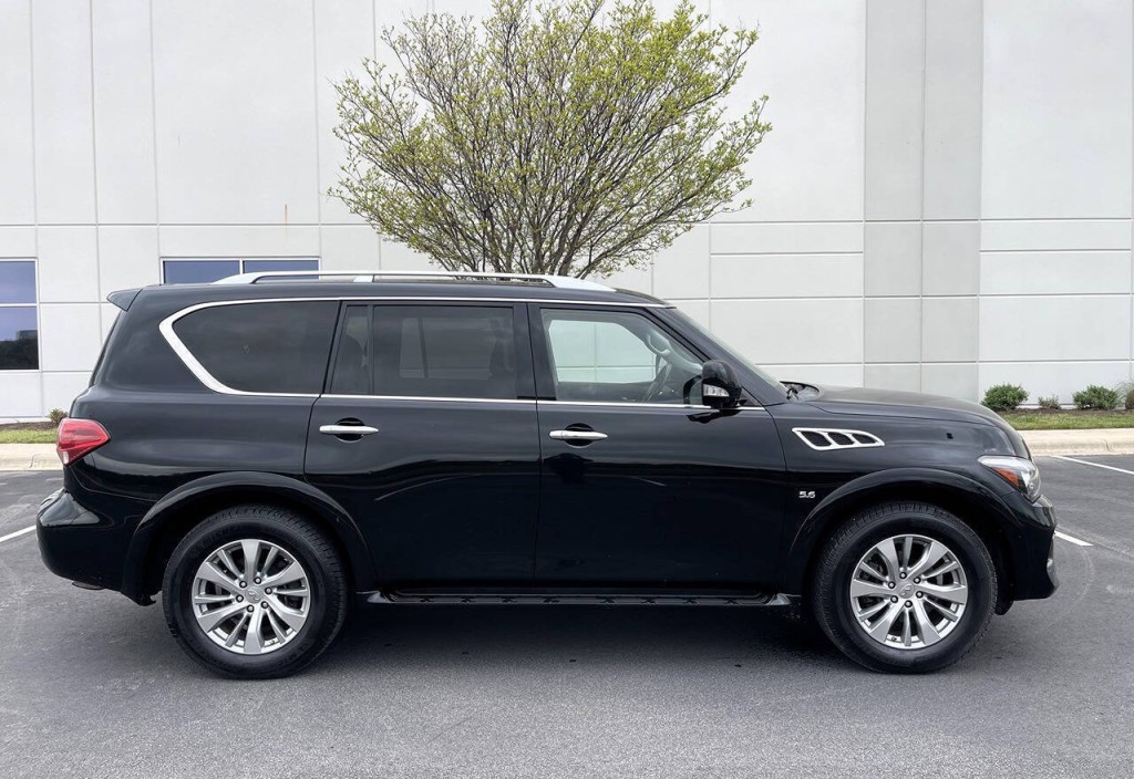 2016 INFINITI QX80 Image 6