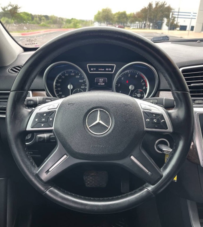 2013 Mercedes-Benz M-Class Image 21