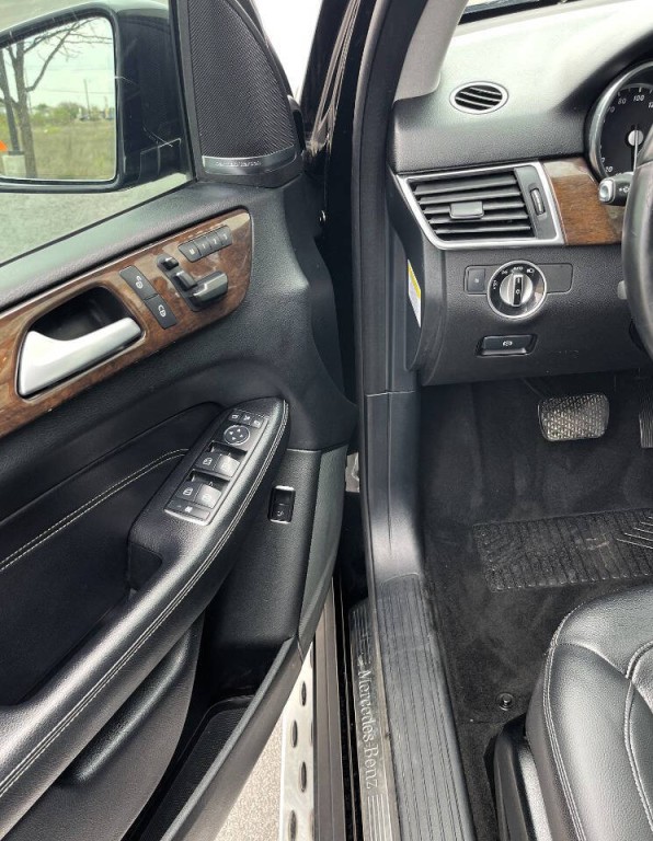 2013 Mercedes-Benz M-Class Image 23