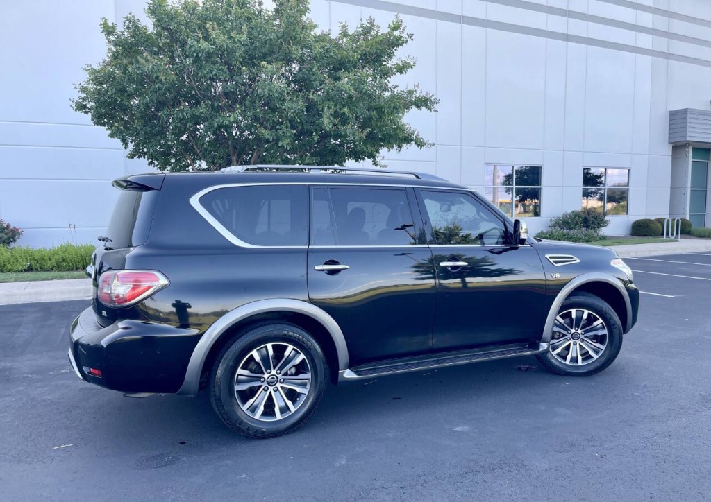 2020 Nissan Armada Image 3
