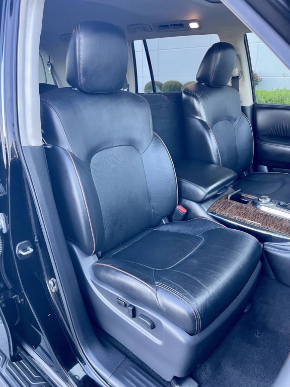 2020 Nissan Armada Image 8